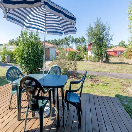 Nice Holiday Near Lake In Les Landes Holiday home *